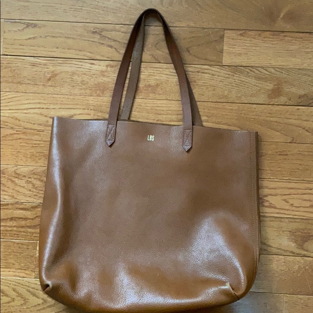 Madewell Transport Large Tote in English Saddle